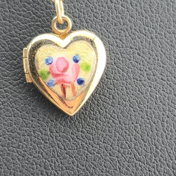 Vintage 12K Gold-Filled Heart Locket Necklace 13" Chain Floral Enamel Pendant - Picture 7 of 12